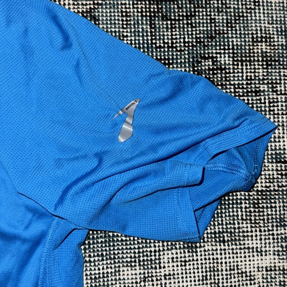 Brooks Stealth Short Sleeve Bright Blue Athletic Shirt ✨Brand New✨ - Picture 3 of 4